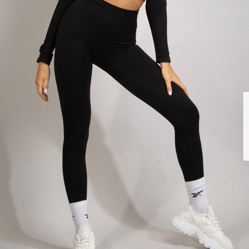 Black ribbed running leggings